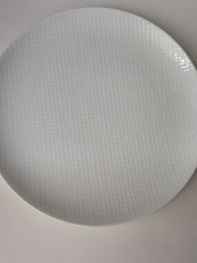 Swid Powell Calvin Klein Grid dinner plate